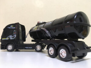 Brinquedo Caminhão Tanque Pro Tork Iveco - Usual Brinquedos