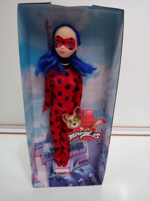 Boneca Lady Bug Estilo Barbie 28 centímetros - Image 2