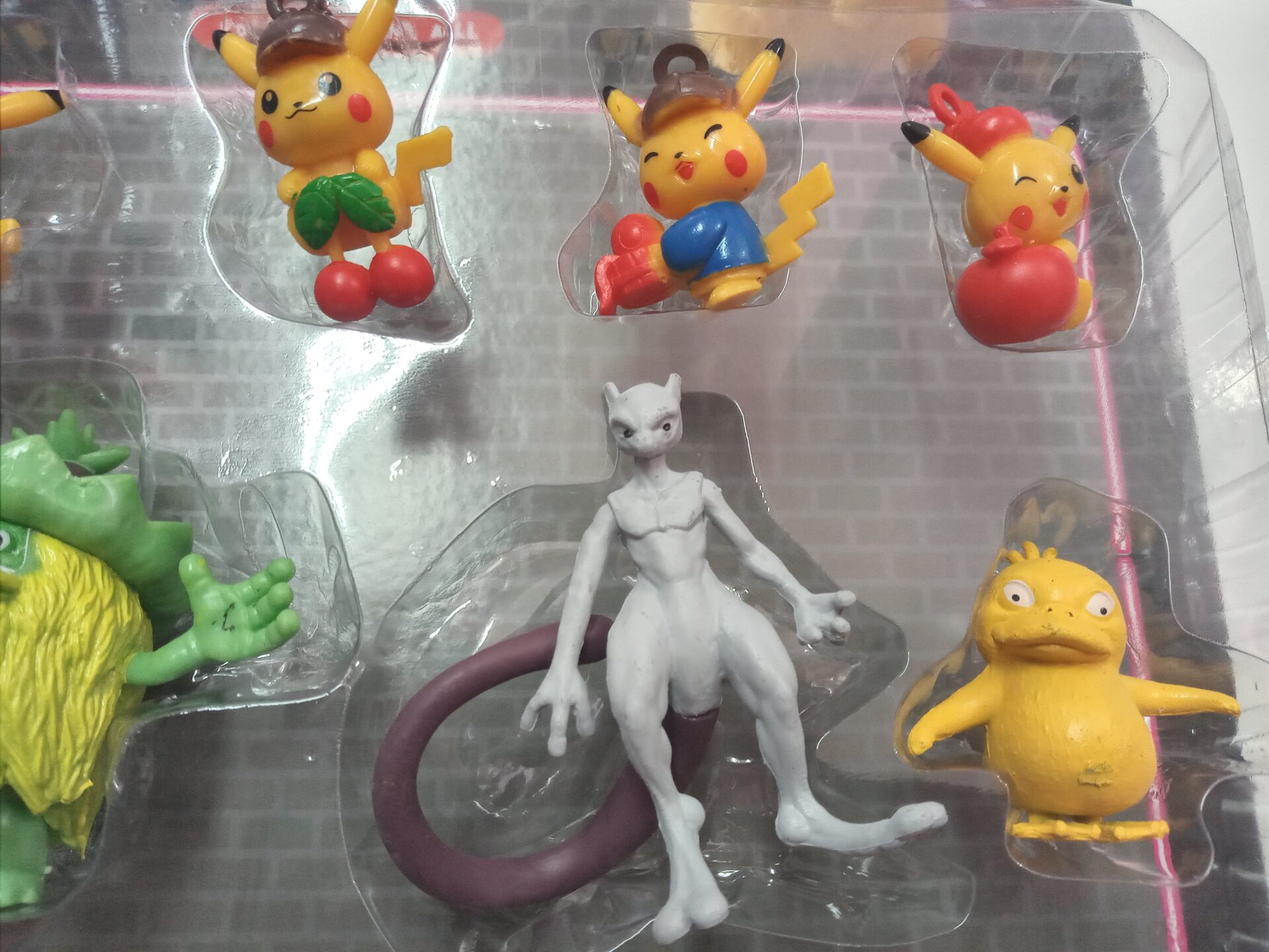 Cartela do Pokemon com 6 peças – Maior Loja de Brinquedos da Região