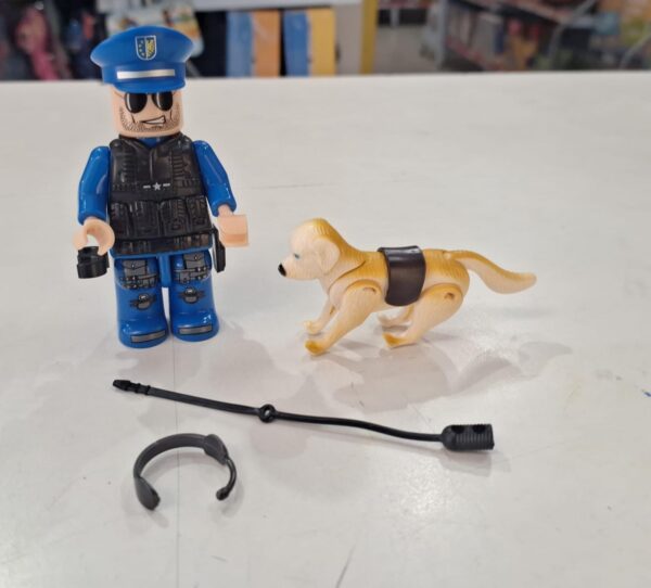 Boneco com Cachorro e acessórios Policial - Image 3