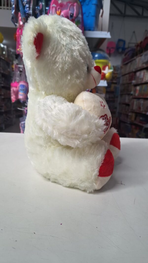 Urso de Pelucia com Coração Branco  29 cm x 20 cm - Image 4